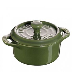 NIB Staub ceramic basil green round 10cm mini cocotte